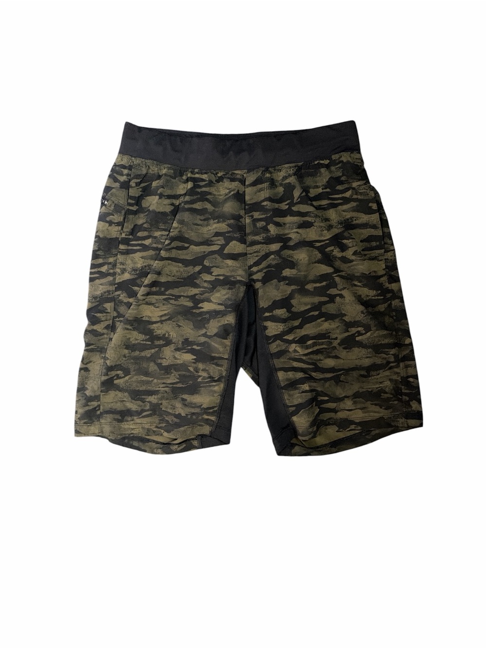 Lululemon Pace Breaker Shorts Men’s Large 9” Inseam Camo Green Black
